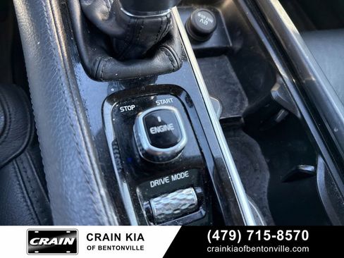 Used 2017 Volvo V90 T6 Cross Country image 26