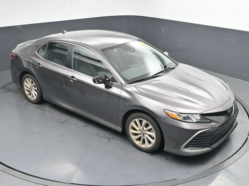 Certified 2023 Toyota Camry LE image 32
