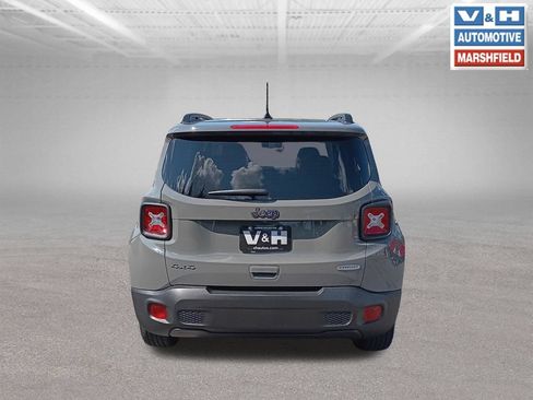 Used 2022 Jeep Renegade Latitude w/ Convenience Group AWD/4WD image 5