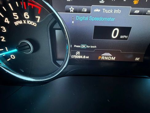Used 2019 Ford F150 Platinum w/ Equipment Group 701A Luxury AWD/4WD image 27