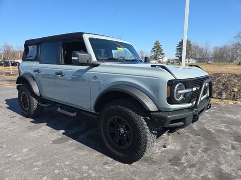 Used 2023 Ford Bronco Wildtrak AWD/4WD image 1