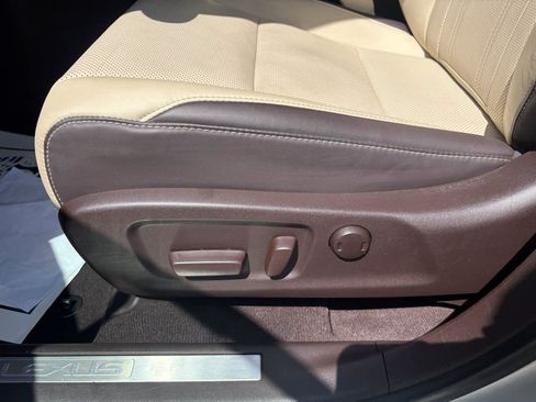 Used 2017 Lexus RX 350 FWD w/ Premium Package image 26