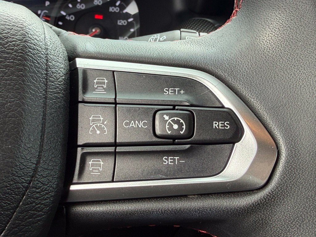 Used 2023 Jeep Compass Trailhawk w/ Trailhawk Convenience Group AWD/4WD image 18