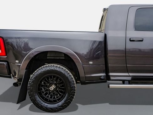 Used 2022 RAM 3500 Laramie image 7