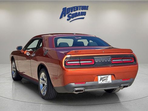 Used 2021 Dodge Challenger SXT image 5