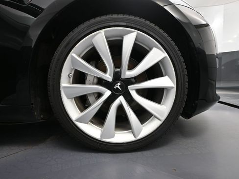 Used 2018 Tesla Model 3 Long Range AWD/4WD image 14