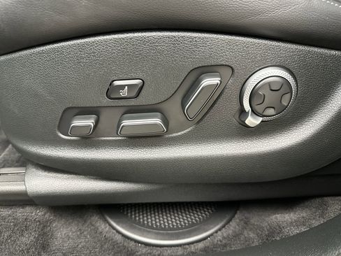 Certified 2026 Genesis GV80 3.5T Advanced AWD/4WD image 12