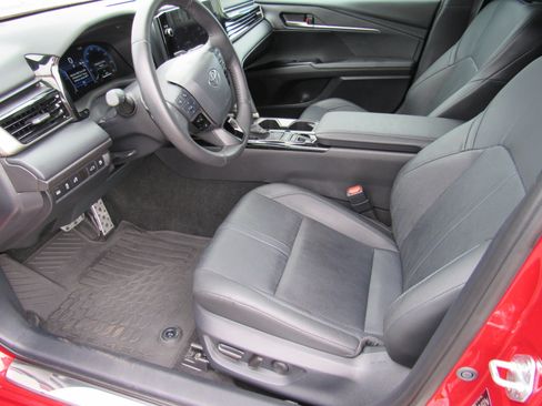 Used 2025 Toyota Camry XSE w/ Premium Package FWD image 14