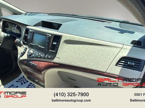 Used 2013 Toyota Sienna Limited w/ Premium Pkg AWD/4WD image 14