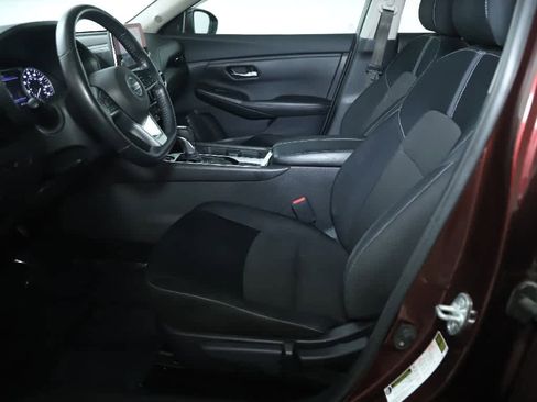 Used 2020 Nissan Sentra SV image 18