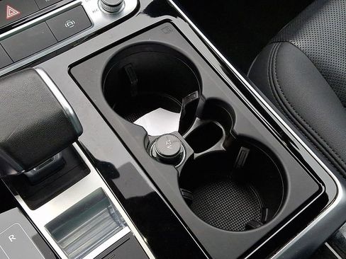 Used 2022 Audi Q7 3.0T Premium Plus image 27