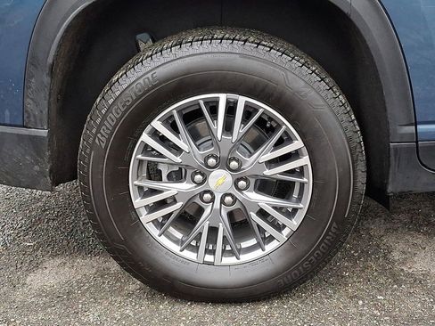 Used 2026 Chevrolet Traverse LT w/ Driver Confidence Package image 33