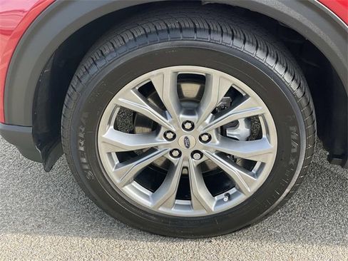 Used 2023 Ford Explorer Limited image 38