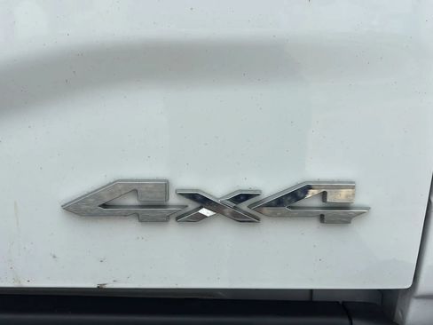 Used 2021 RAM 2500 Tradesman w/ Chrome Appearance Group AWD/4WD image 5