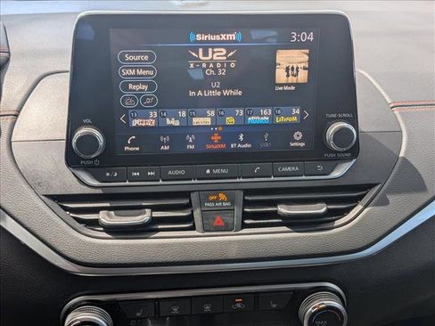 Used 2022 Nissan Altima 2.0 SR image 14