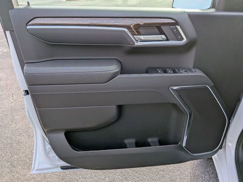 New 2026 GMC Sierra 1500 Elevation w/ X31 Off-Road Package AWD/4WD image 10