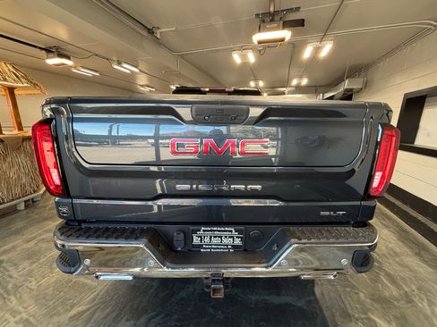 Used 2019 GMC Sierra 1500 SLT w/ SLT Premium Package image 11