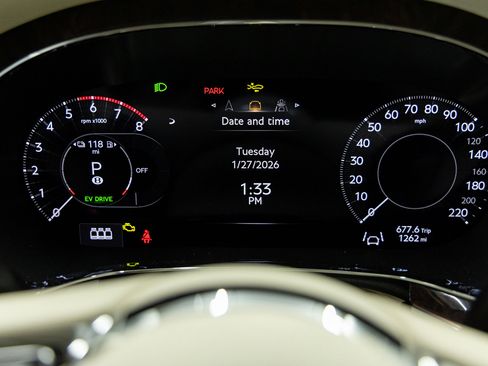 Used 2026 Bentley Flying Spur Plug-In Hybrid image 32