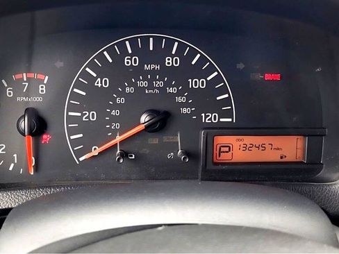 Used 2020 Nissan NV200 SV image 25