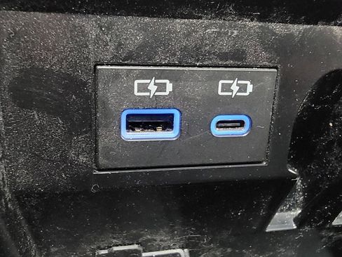 Used 2024 Toyota Tundra Limited image 25