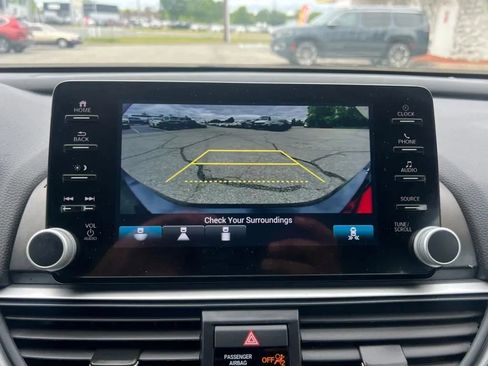 Used 2022 Honda Accord Sport image 35