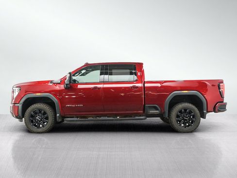 Used 2024 GMC Sierra 2500 AT4 w/ Technology Package AWD/4WD image 2