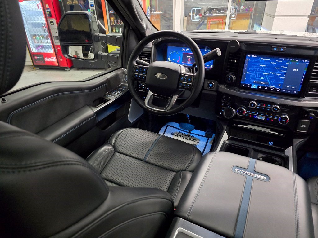 Used 2025 Ford F350 Platinum w/ FX4 Off-Road Package AWD/4WD image 47