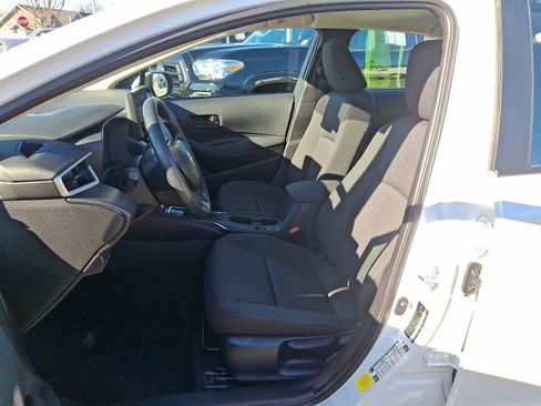 Certified 2025 Toyota Corolla LE image 16