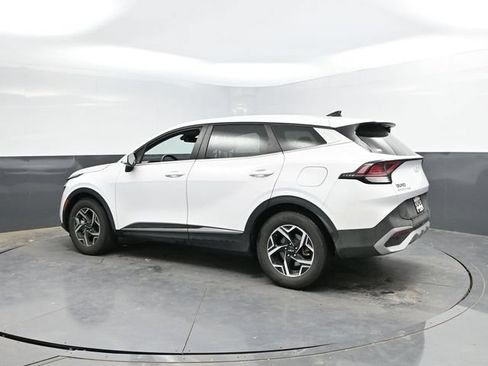 Used 2025 Kia Sportage LX FWD image 8