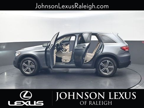 Used 2020 Mercedes-Benz GLC 300 4MATIC image 35