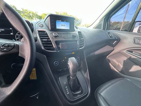 Used 2022 Ford Transit Connect XL FWD image 12