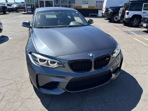 Used 2018 BMW M2 RWD image 5