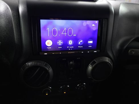 Used 2016 Jeep Wrangler Unlimited Sport AWD/4WD image 16