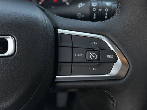 New 2026 Jeep Compass Latitude AWD/4WD image 25