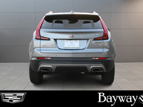 Used 2023 Cadillac XT4 Premium Luxury image 6