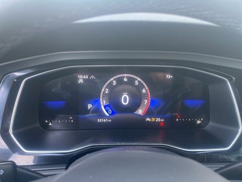 Used 2024 Volkswagen Jetta SE image 12