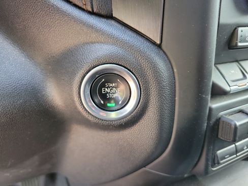 Used 2021 GMC Sierra 1500 AT4 w/ AT4 Value Package AWD/4WD image 13