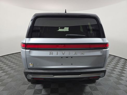 Used 2023 Rivian R1S Adventure AWD/4WD image 4