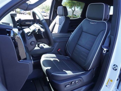New 2026 GMC Sierra 1500 AT4X AWD/4WD image 16