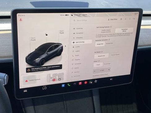 Used 2024 Tesla Model Y Performance AWD/4WD image 18