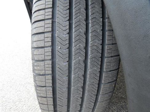 Used 2022 Mercedes-Benz GLC 300 4MATIC Coupe image 23