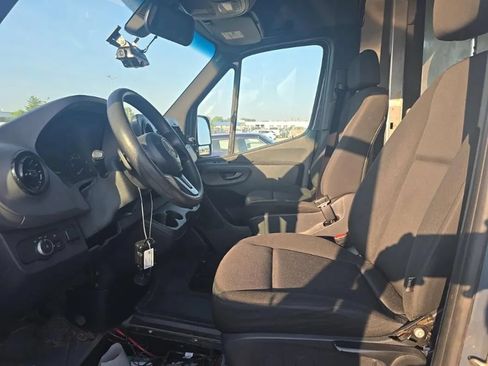 Used 2019 Mercedes-Benz Sprinter 170 image 7