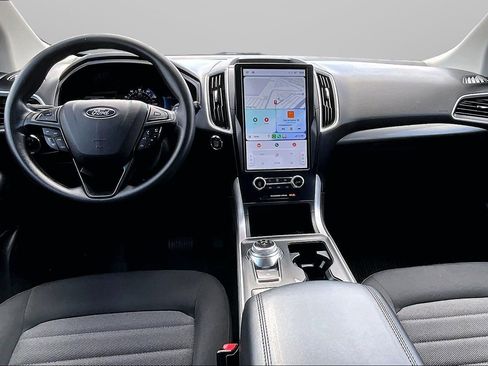 Used 2024 Ford Edge SE w/ Black Appearance Package AWD/4WD image 14