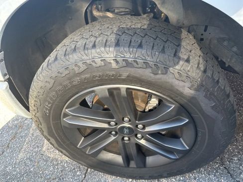 Used 2022 Ford F150 XLT w/ Equipment Group 302A High image 13