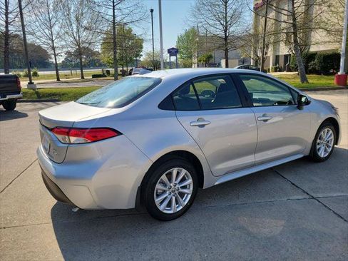 Certified 2026 Toyota Corolla LE w/ LE Premium Package image 7