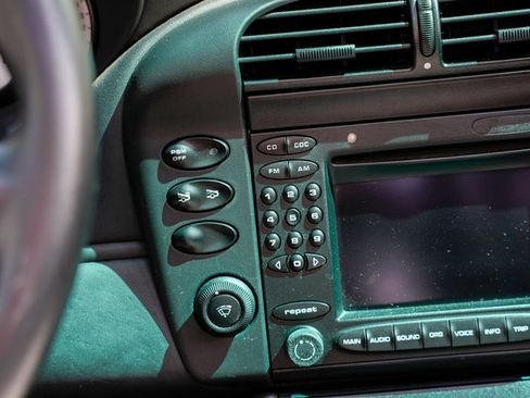 Used 2005 Porsche 911 Turbo S image 46