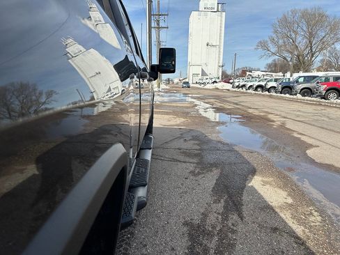 Used 2021 Chevrolet Silverado 2500 LT w/ Convenience Package image 24