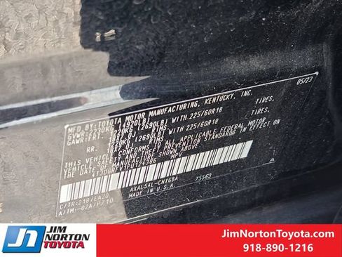 Used 2023 Toyota RAV4 Limited AWD/4WD image 34