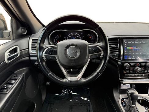 Used 2022 Jeep Grand Cherokee Laredo X image 14