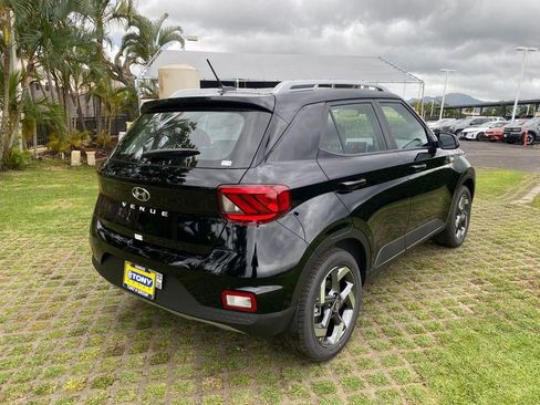 New 2026 Hyundai Venue SEL image 7